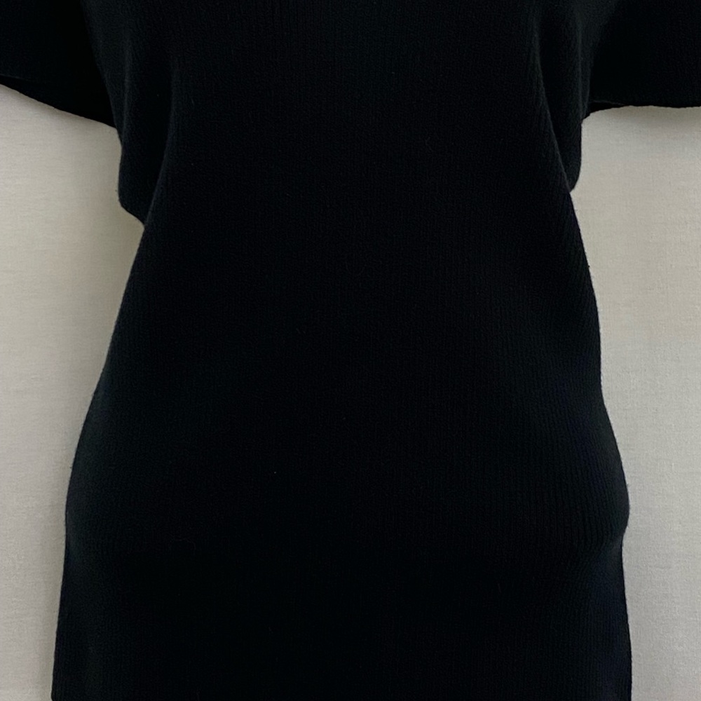 ⭐3/$21 XL Ribbed stretchy sweater [Faded Glory] black short-sleeved V-neck - Picture 2 of 14